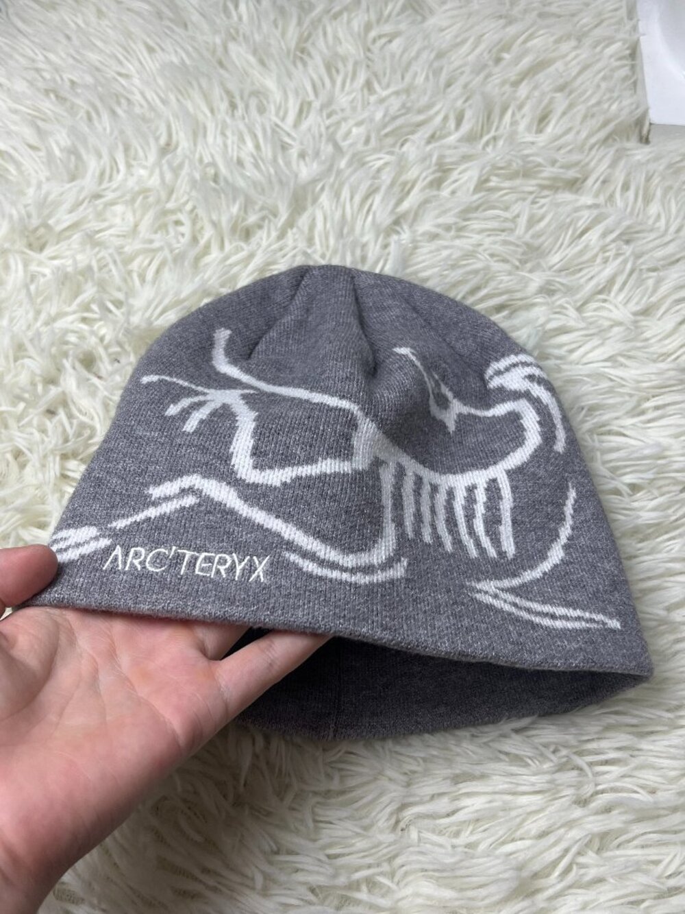 Arc'teryx Embroidered Gray Beanie Outdoor Winter Knit Hat